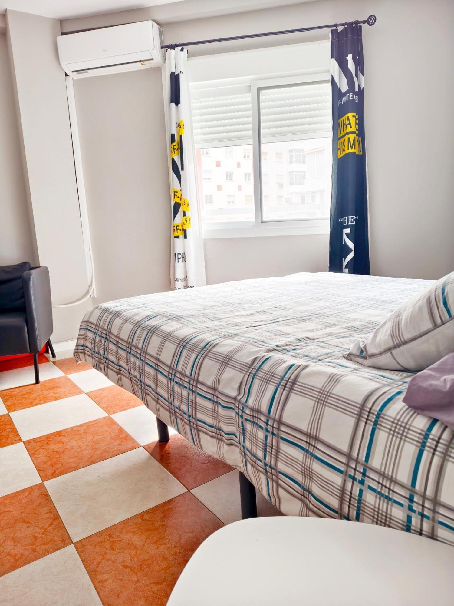 Apartamento Cerca Del Centro 2 Малага Экстерьер фото